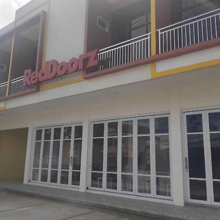 Reddoorz Near Universitas Muhammadiyah Purwokerto Kembaran Exterior photo